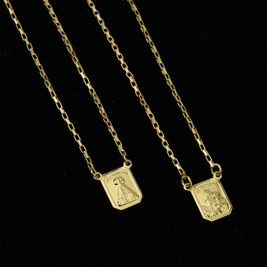 Escapulário Nossa Senhora Aparecida + Nossa Senhora do Carmo (Cadeado Quadrado 1.5mm)